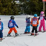 Nyaraló Laurieraphael