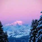 Laurieraphael Nyaraló *