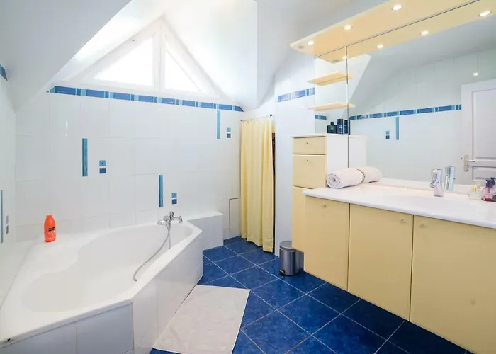 Tatil Evi Laurieraphael Pugny-Chatenod